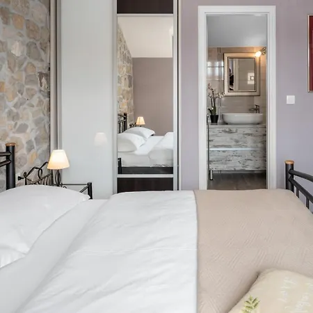 Villa New Filipetti In Center, 4 En-suite Bedrooms Charming Stone House, Heated Private Pool, 600m From