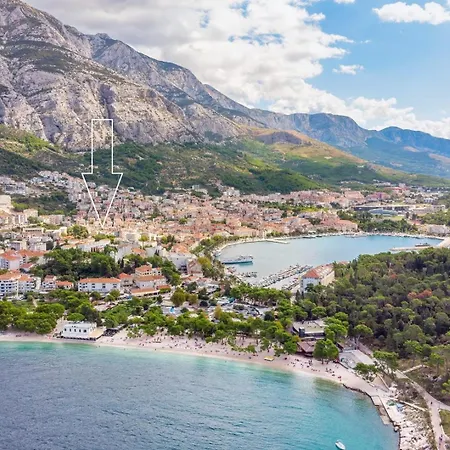 Villa Filipetti In Center, 4 En-suite Bedrooms Charming Stone House, Heated Private Pool, 600m From Makarska