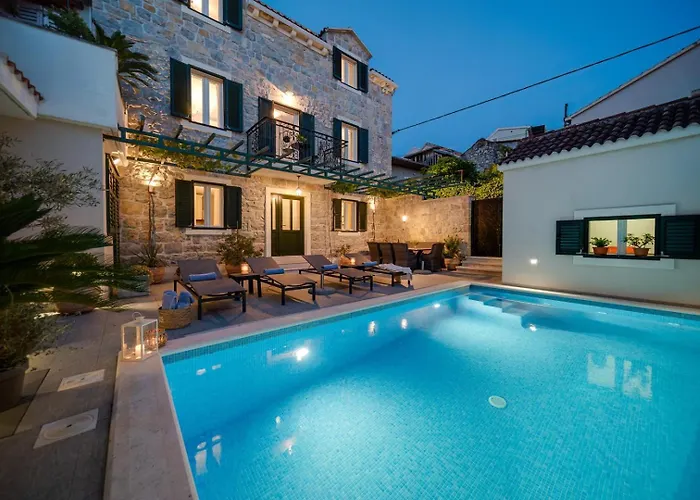 Filipetti In Center, 4 En-suite Bedrooms Charming Stone House, Heated Private Pool, 600m From