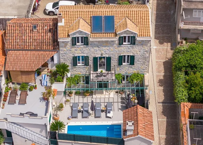 Filipetti In Center, 4 En-suite Bedrooms Charming Stone House, Heated Private Pool, 600m From